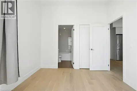 7 Mabelle Avenue Toronto ON M9A 4X7