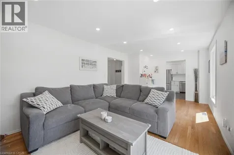 2395 Arnold Crescent Burlington ON L7P 4J2