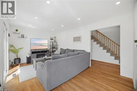 2395 Arnold Crescent Burlington ON L7P 4J2