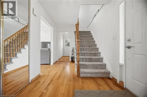 2395 Arnold Crescent Burlington ON L7P 4J2