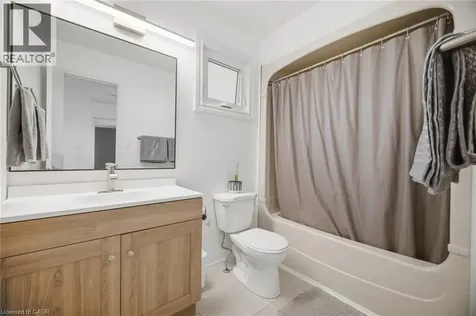 2395 Arnold Crescent Burlington ON L7P 4J2