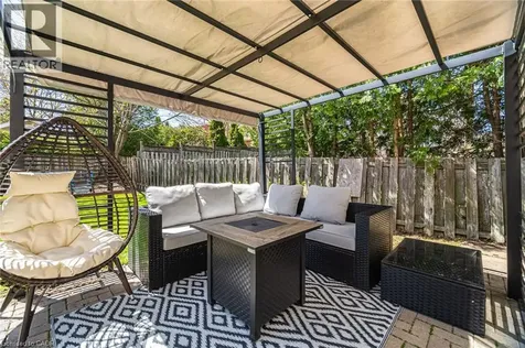 2395 Arnold Crescent Burlington ON L7P 4J2