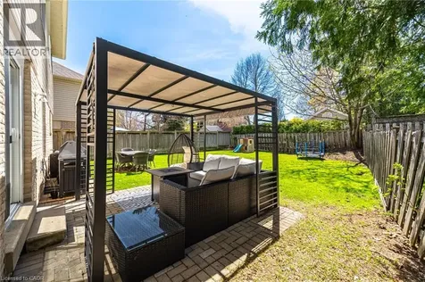 2395 Arnold Crescent Burlington ON L7P 4J2