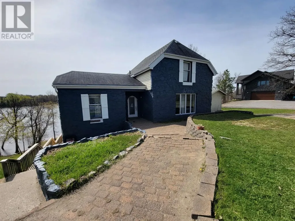 1208 Olde Shambles Road Fort Frances ON P9A 3S7