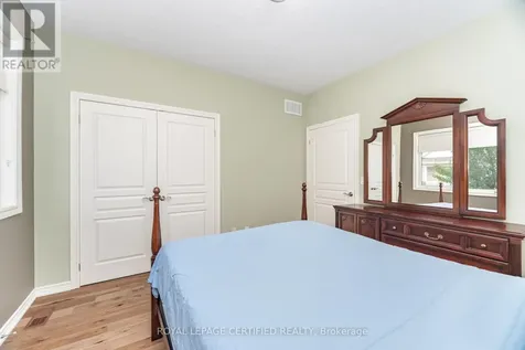 200 Kingfisher Drive Mono ON L6W 0B3