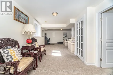 200 Kingfisher Drive Mono ON L6W 0B3