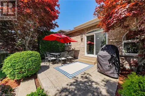 211 Mcnichol Drive Cambridge ON N1P 1J3