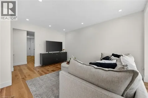 15 Derby Street Hamilton ON L8W 3T3