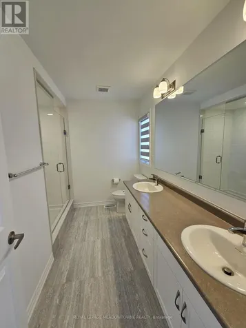 879 Amand Drive Kitchener ON N2R 0V6