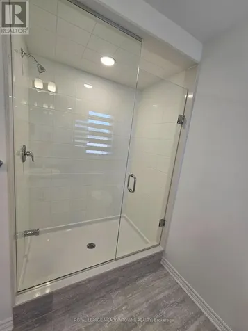 879 Amand Drive Kitchener ON N2R 0V6