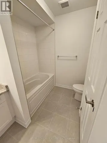 879 Amand Drive Kitchener ON N2R 0V6