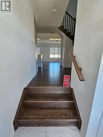 879 Amand Drive Kitchener ON N2R 0V6
