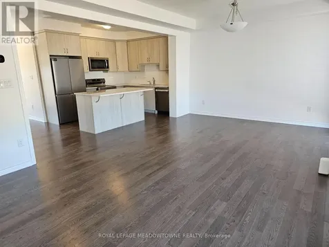 879 Amand Drive Kitchener ON N2R 0V6