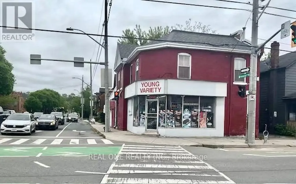 155 Victoria Avenue North Hamilton (landsdale) ON L8L 5E7