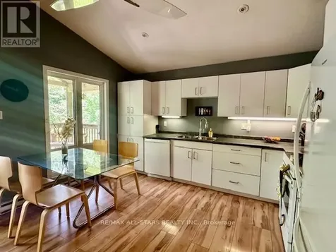 33 Edwina Drive Trent Lakes ON K0M 1A0