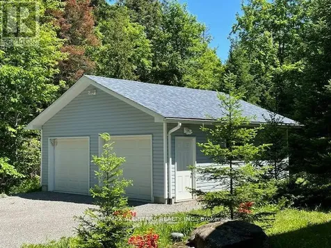 33 Edwina Drive Trent Lakes ON K0M 1A0