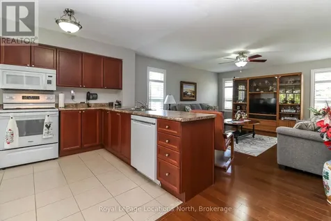 29 Masters Lane Wasaga Beach ON L9Z 1S8