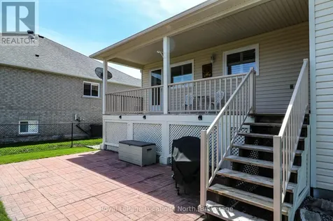 29 Masters Lane Wasaga Beach ON L9Z 1S8