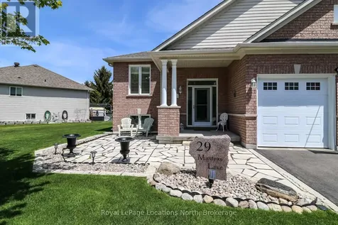 29 Masters Lane Wasaga Beach ON L9Z 1S8