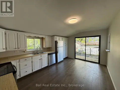 26 Nassau Street Selwyn ON K0L 2H0