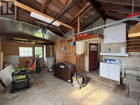 26 Nassau Street Selwyn ON K0L 2H0