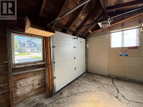 26 Nassau Street Selwyn ON K0L 2H0