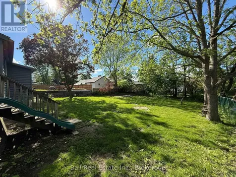26 Nassau Street Selwyn ON K0L 2H0