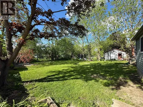 26 Nassau Street Selwyn ON K0L 2H0
