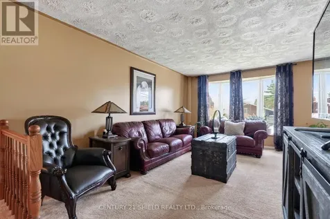 812 Briarhill Avenue Cornwall ON K6J 3N5