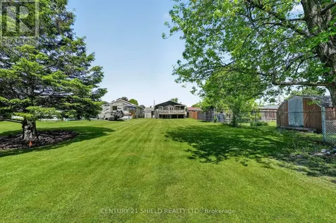 812 Briarhill Avenue Cornwall ON K6J 3N5