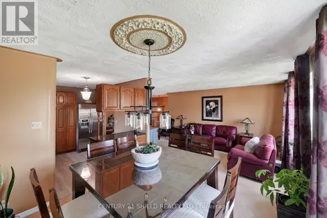812 Briarhill Avenue Cornwall ON K6J 3N5