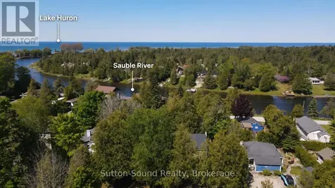 11 Sarnia Avenue South Bruce Peninsula ON N0H 2G0