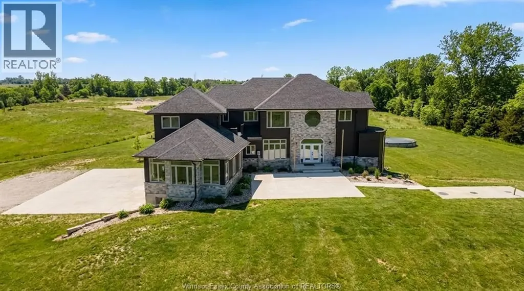 856 Talbot Lakeshore ON N0R 1K0