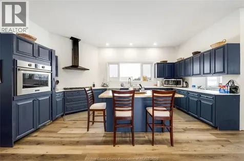 856 Talbot Lakeshore ON N0R 1K0