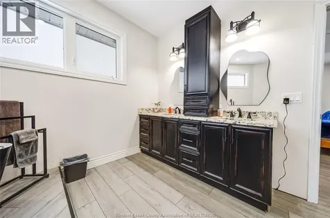 856 Talbot Lakeshore ON N0R 1K0