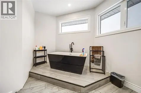 856 Talbot Lakeshore ON N0R 1K0