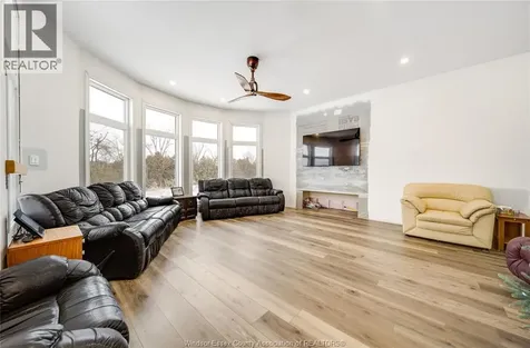 856 Talbot Lakeshore ON N0R 1K0
