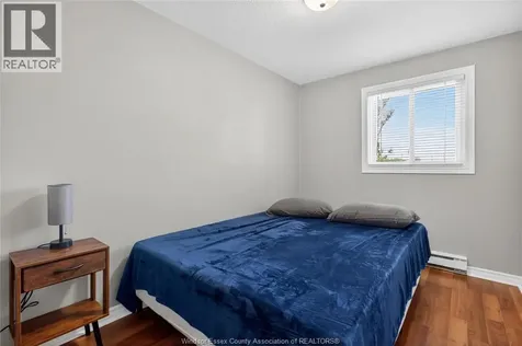 6298 Thornberry Crescent Windsor ON N8T 3A3