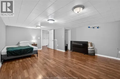 6298 Thornberry Crescent Windsor ON N8T 3A3