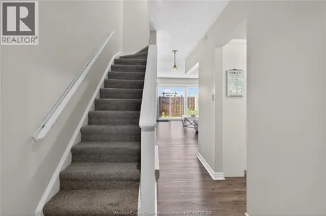 6298 Thornberry Crescent Windsor ON N8T 3A3