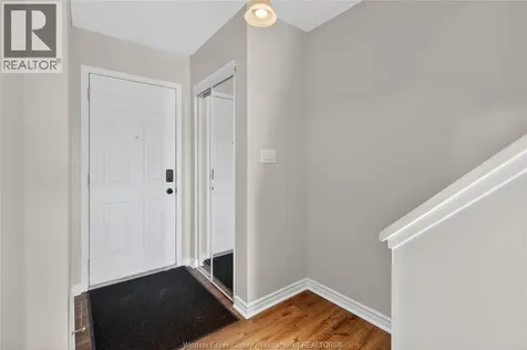 6298 Thornberry Crescent Windsor ON N8T 3A3