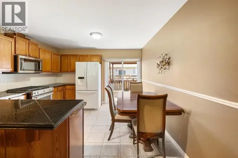 11827 Boulder Crescent Windsor ON N8P 1Z8