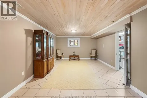 11827 Boulder Crescent Windsor ON N8P 1Z8
