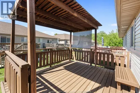 11827 Boulder Crescent Windsor ON N8P 1Z8