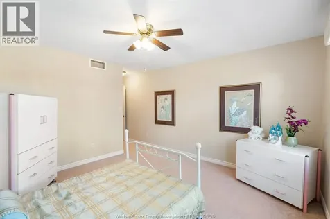 11827 Boulder Crescent Windsor ON N8P 1Z8