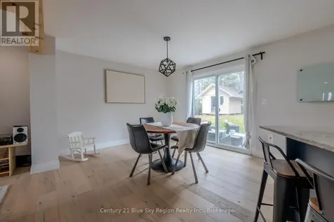 64 Ninovan Road East Callander ON P1B 8Z4