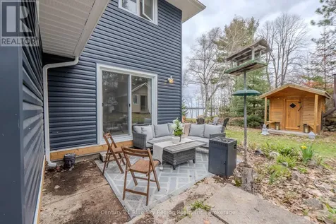 64 Ninovan Road East Callander ON P1B 8Z4
