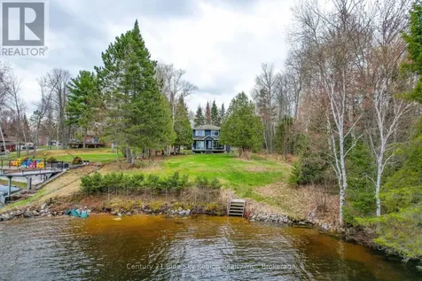 64 Ninovan Road East Callander ON P1B 8Z4