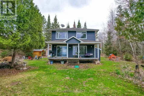 64 Ninovan Road East Callander ON P1B 8Z4