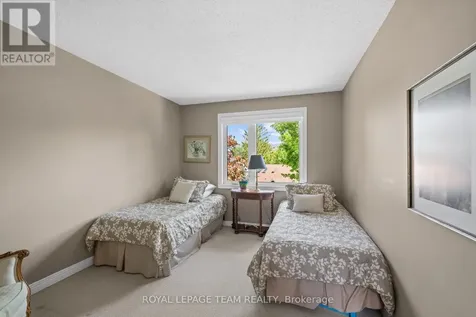 625 Richmond Road Ottawa ON K2A 0G6